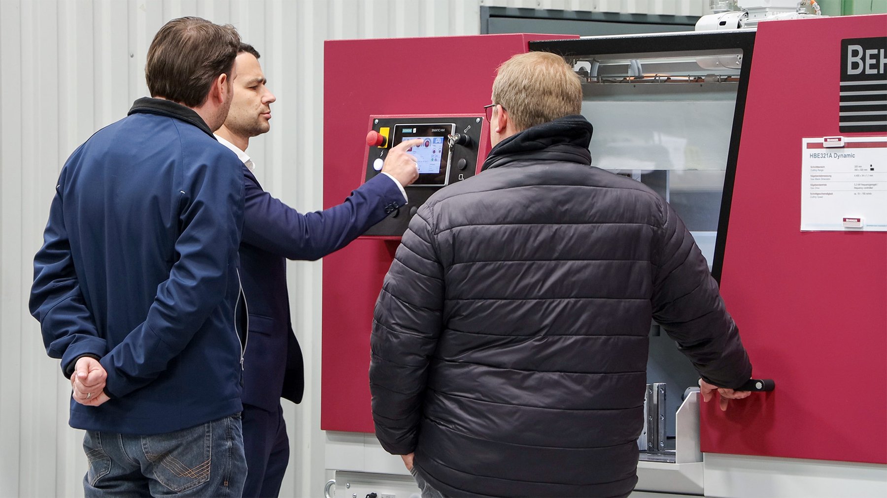 Neue Steueurung BehrCtrl10 auf der BEHRINGER Hausmesse Neue Steueurung BehrCtrl10 auf der BEHRINGER Hausmesse Steeldays