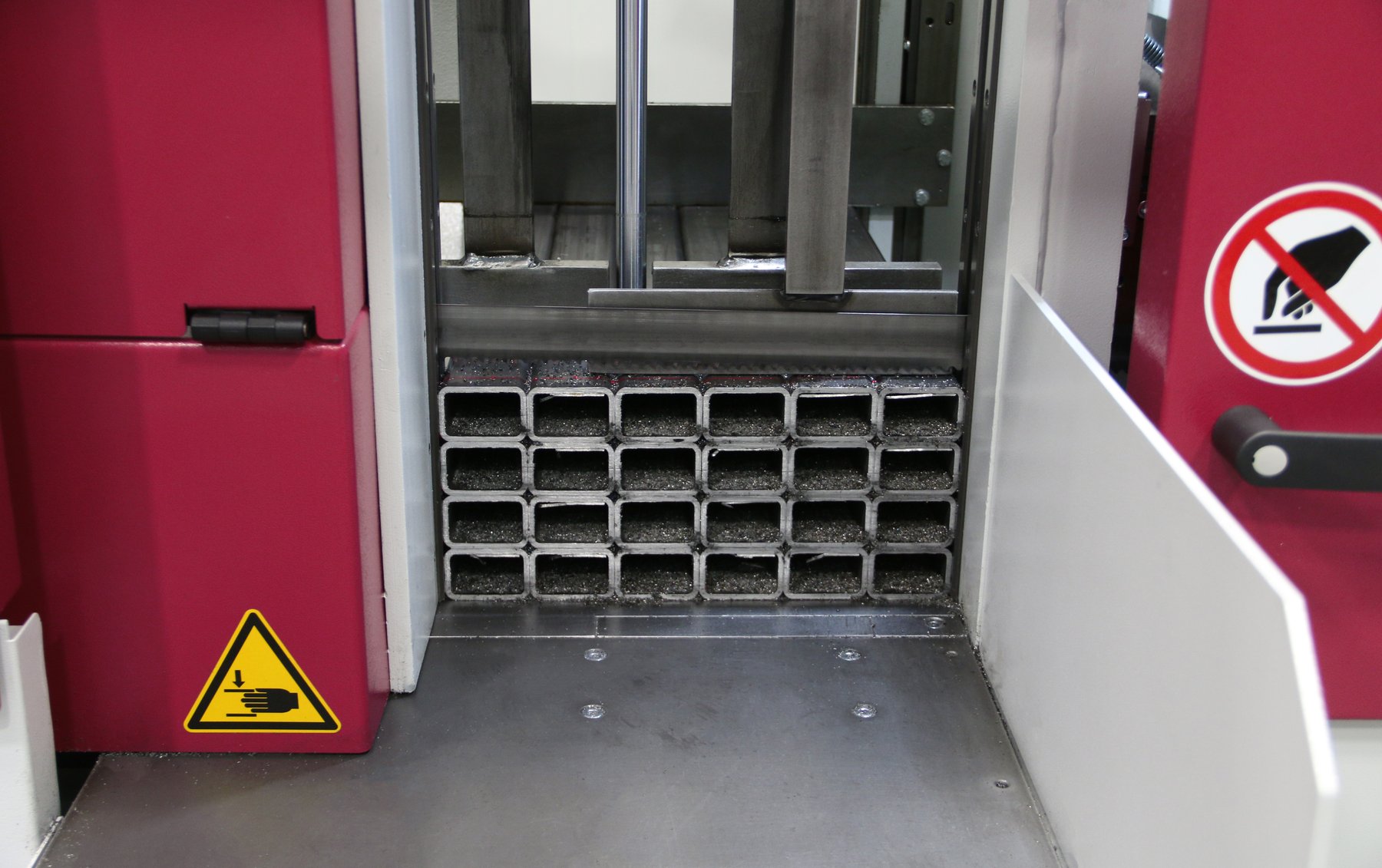 Bandsägeautomat HBE411A Dynamic mit Vierkantprofilpaket