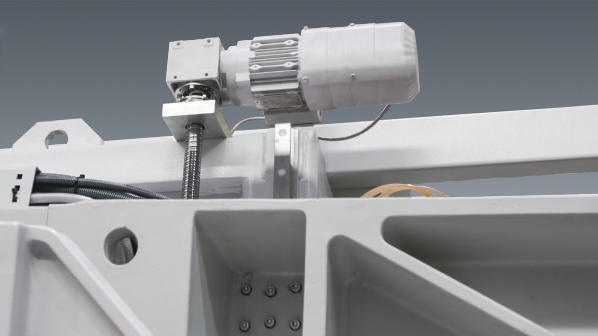 Behringer Bandsägeautomat HBE1060 Sägevorschub durch Servomotor