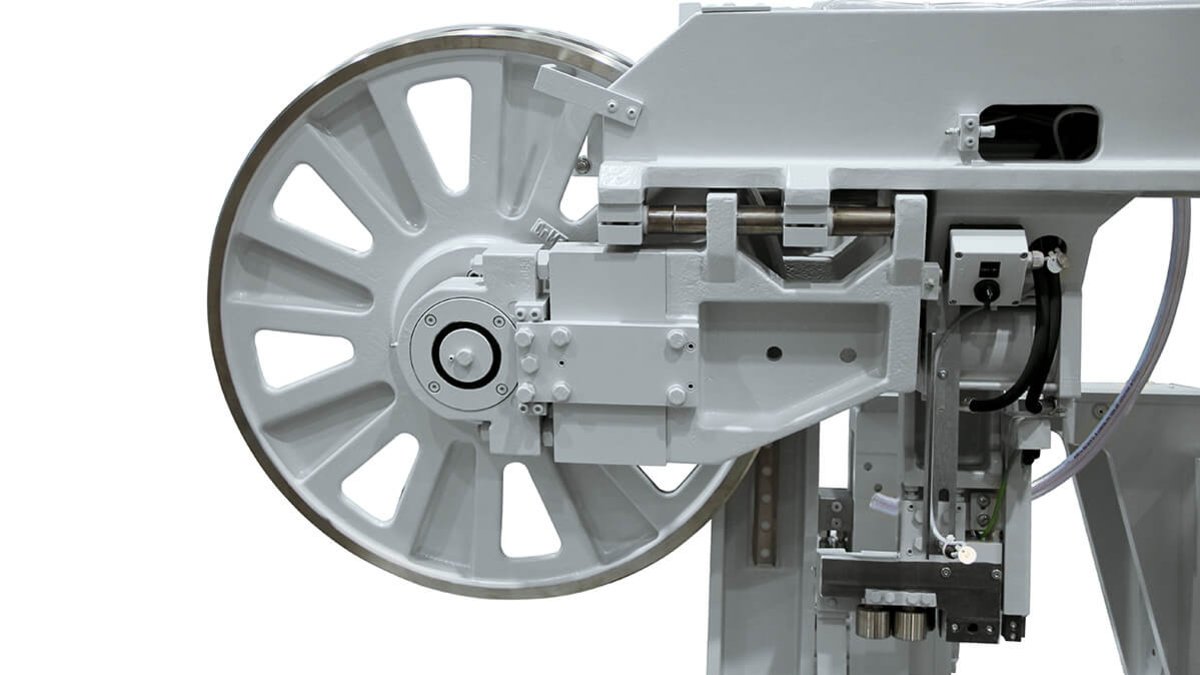 Production band saw HBM440A with SC technology