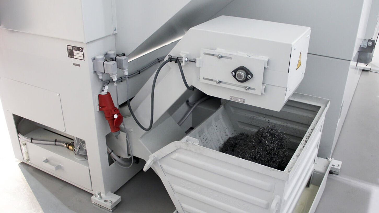 Behringer scie à ruban haute performance HBE560A Performance convoyeur de copeaux dans le sens du flux de matière