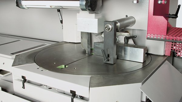 Automatic mitre circular saw PSU 450 A material table with mitre adjustment