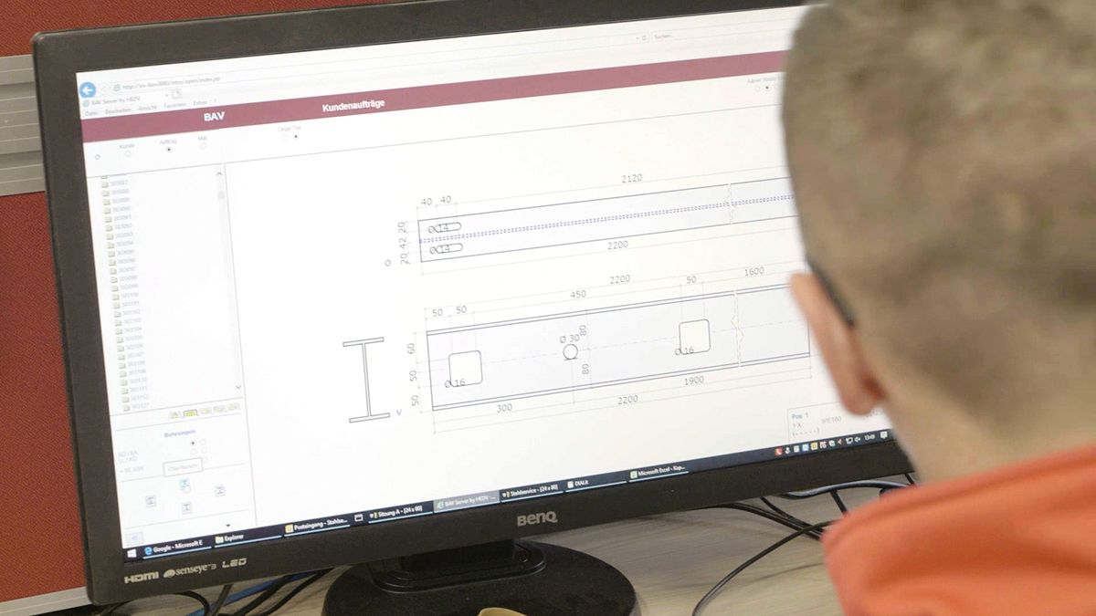 Control-Panel im Leitstand sorgt für Überblick beim Materialfluss